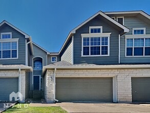 Building Photo - 2632 Century Park Blvd