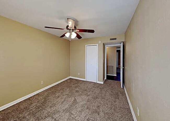 Foto del edificio - 4037 Manzanita St