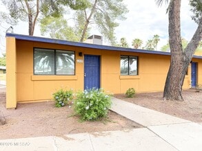 Building Photo - 350 N Silverbell Rd