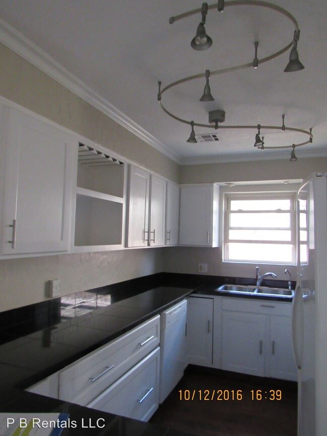 Building Photo - 3 br, 2 bath House - 513 SW 70th Street