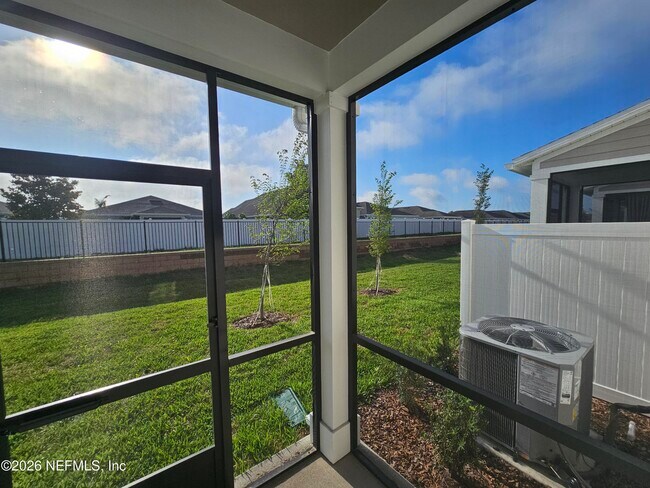 Foto del edificio - 1715 Garden Grove Ct