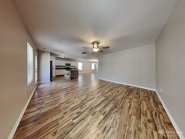 Foto del edificio - 95 Fleetwood Ct