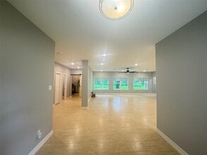 Building Photo - 2010 Cherry Laurel
