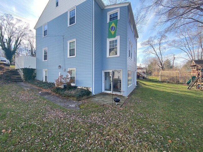 Building Photo - Blacksburg, 1 BR / 1 BA, Available for the...