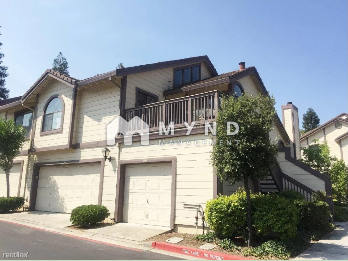 Foto principal - 2 br, 2 bath Townhome - 2790 Buena Point Ct