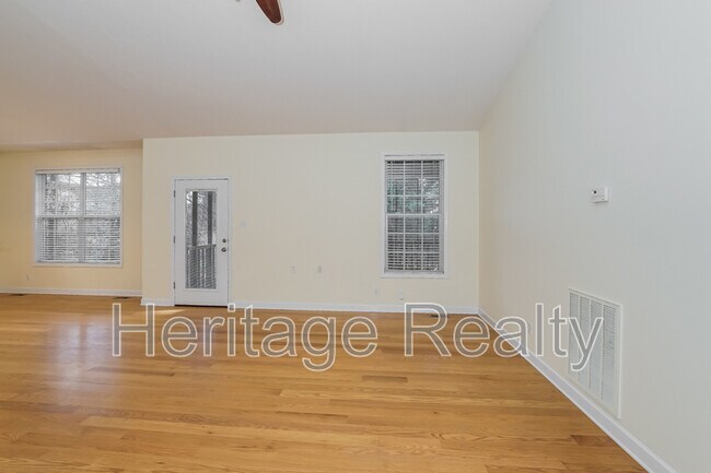 Foto del edificio - 880 Glenfield Dr