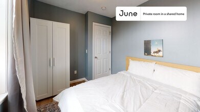 Building Photo - Room in Shared 3 bed/1 bath home