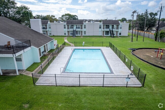 Piscina - The Monaco Villas