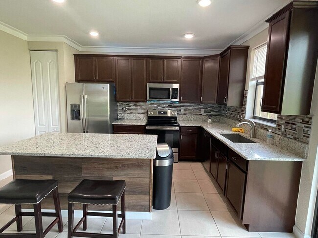 Foto del edificio - 12839 Anthorne Ln