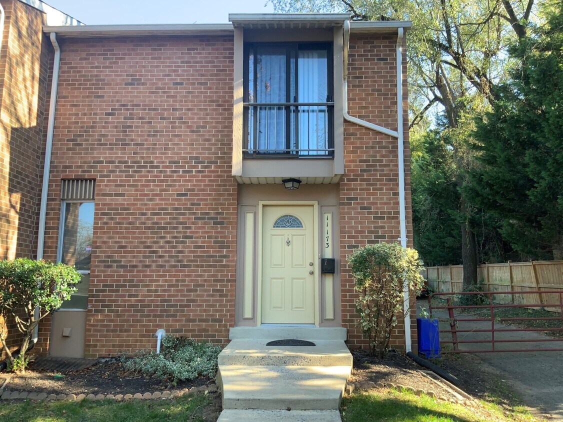 Foto principal - 11173 Columbia Pike