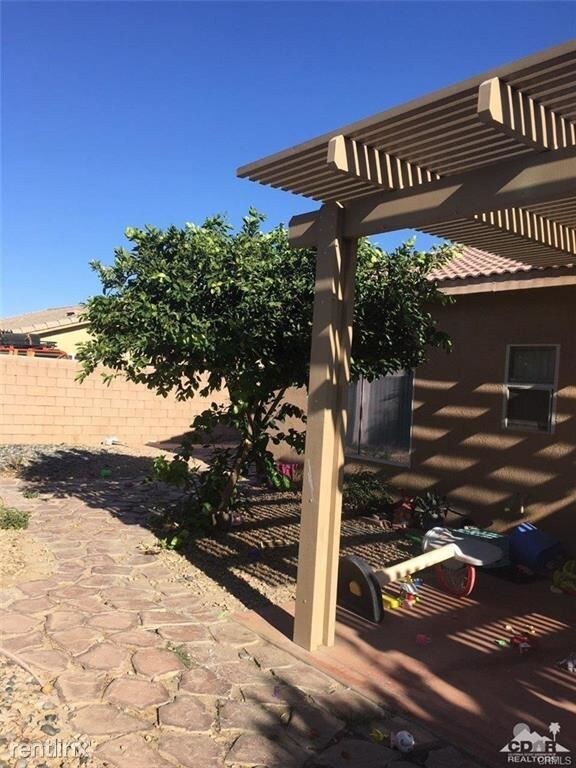 Foto del edificio - 4 br, 2 bath House - 83412 Albion Dr