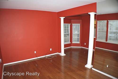 Building Photo - 3001 Forest Cove Dr