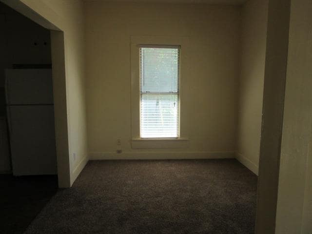Foto del edificio - 1430 S 12th St
