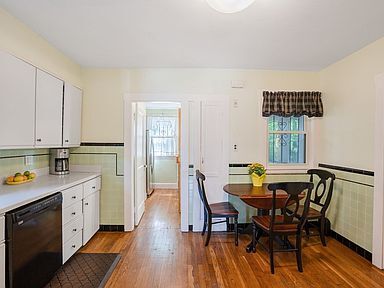 Foto del edificio - 1057 Morton St