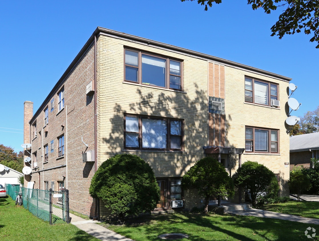 Primary Photo - 2103-2105 Howard St