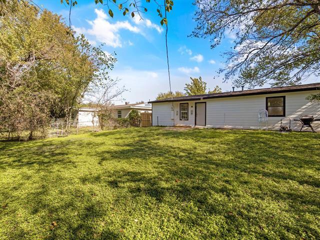 Primary Photo - 2332 Carruthers Dr