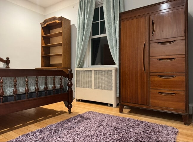 Building Photo - 2426 Kentucky Ave