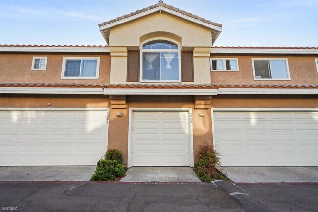 Building Photo - 2 br, 2 bath Townhome - 2288 Cabo Bahia