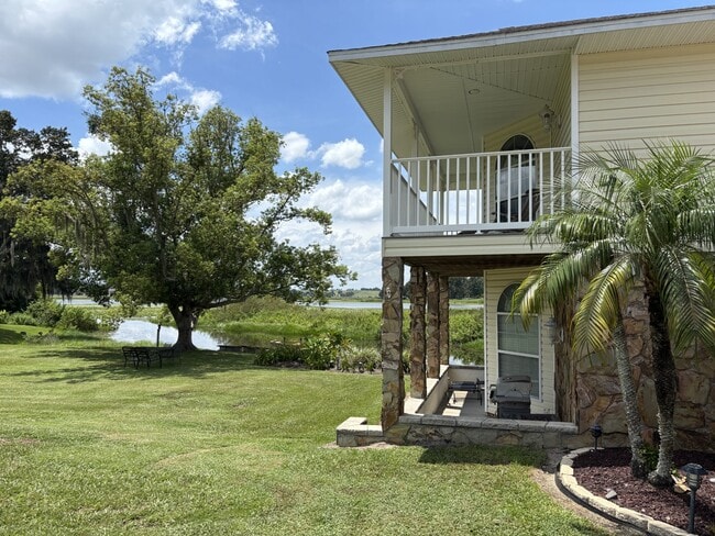 Foto del edificio - 36740 Shore Dr