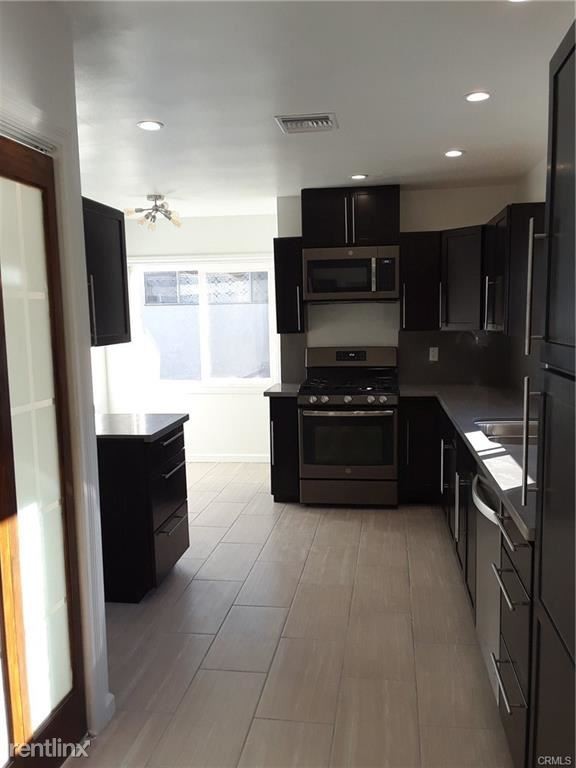 Foto del edificio - 4 br, 2 bath House - 6450 W 83rd St