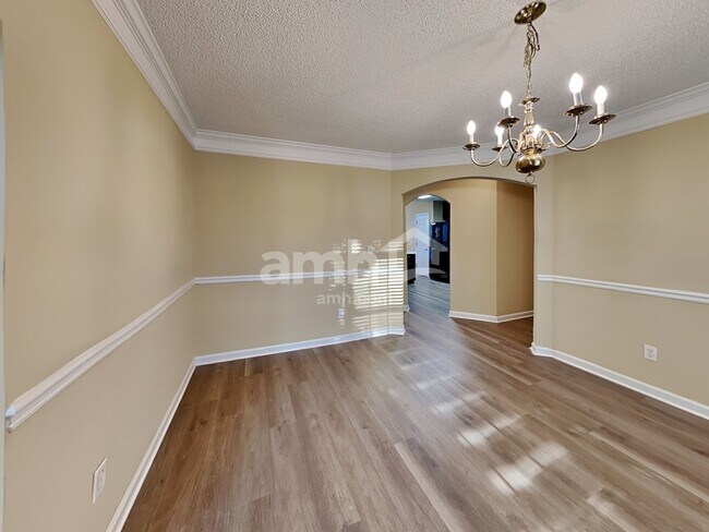 Foto del edificio - 447 The Gables Dr