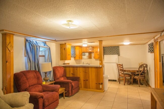 Building Photo - 1 Bed 3/4 Bath basement apartments by CMU ...