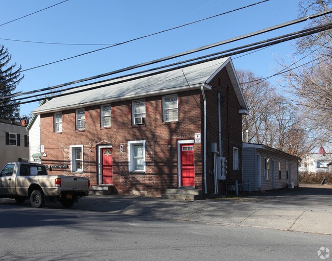 Primary Photo - 55 Cedar St