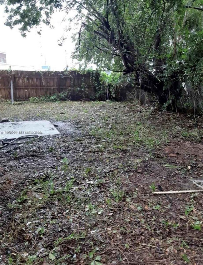 Foto del edificio - 2165 Washington Ave