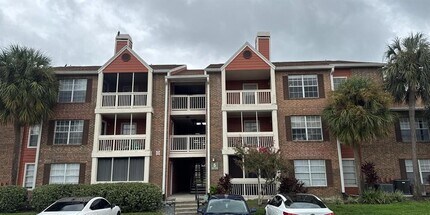 Building Photo - 10200 Gandy Blvd N