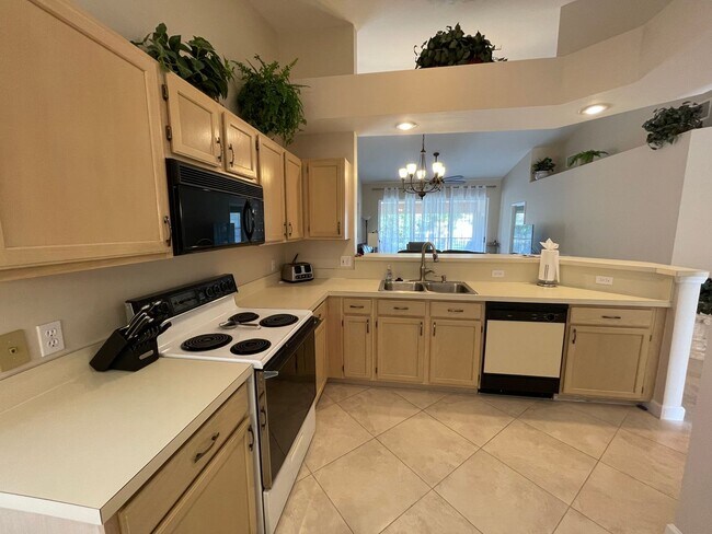 Foto del edificio - 440 Wiggins Lake Ct