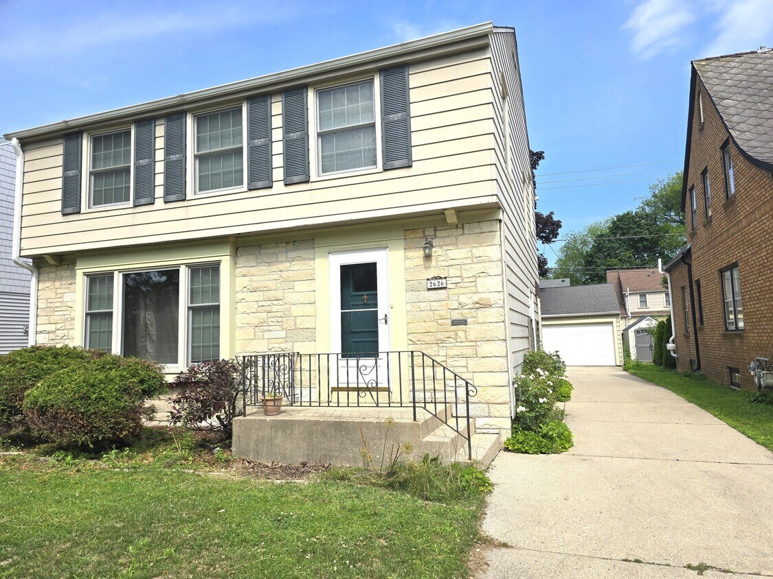 Foto principal - 2626 N 73rd St