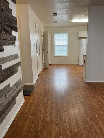 Foto del edificio - 3204 Highview Ct