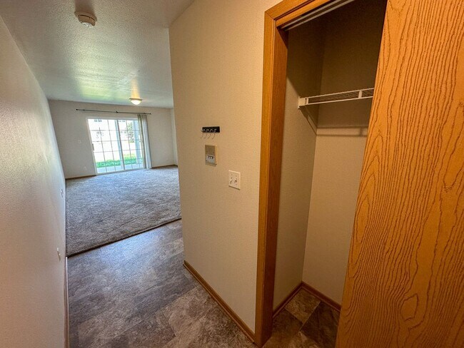 Interior Photo - 3406 Orion Dr