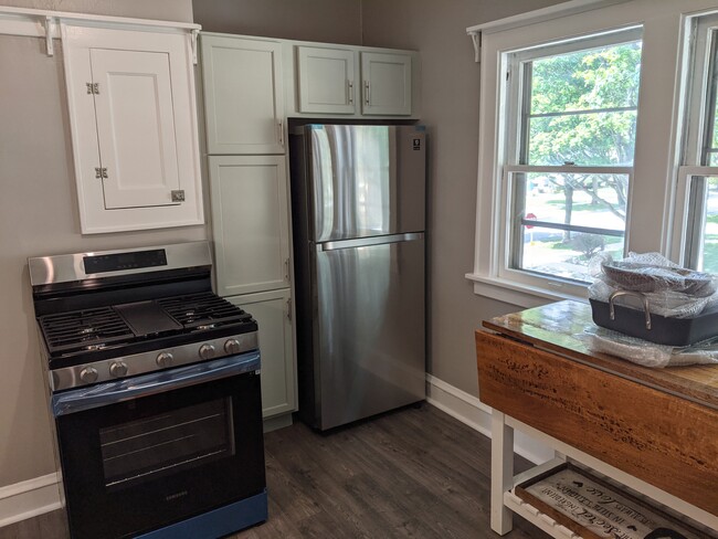 new SS appliances - 2574 N 70th St