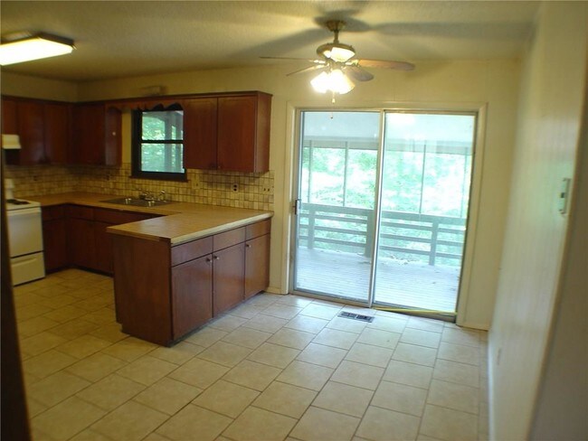 Foto del edificio - 3 Enfield Dr