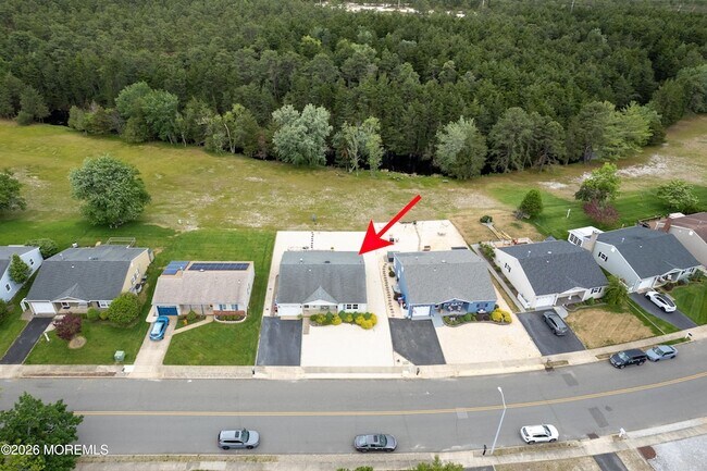 Building Photo - 251 Westbrook Dr