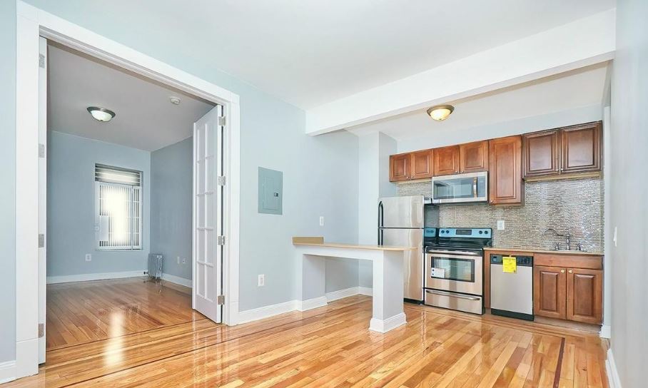 Primary Photo - 672 St Nicholas Ave