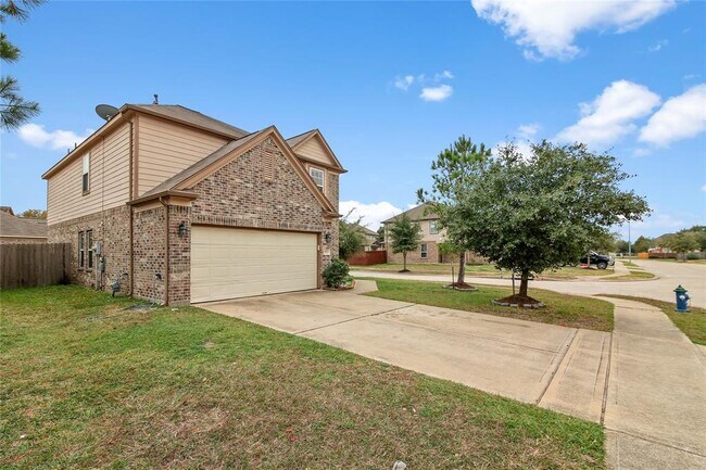 Foto del edificio - 18715 Windy Stone Dr