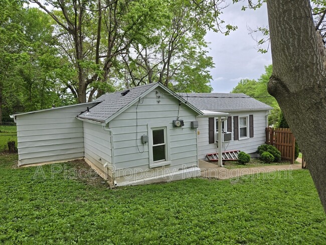Building Photo - 8615 Ardelia Ave