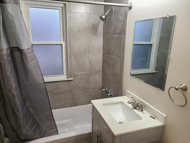 Foto del edificio - 4760 Jackson St