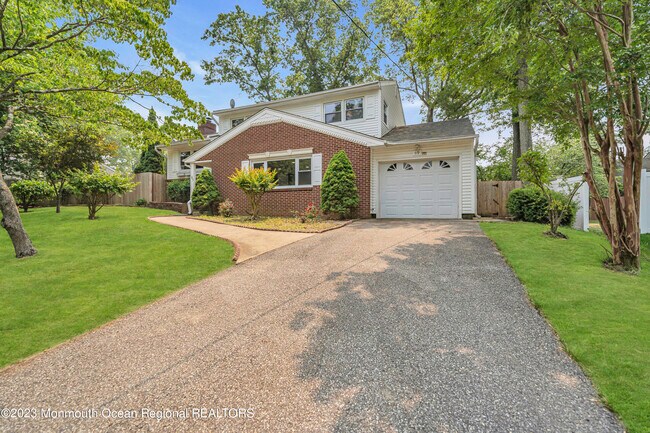 Building Photo - 69 Shady Nook Dr