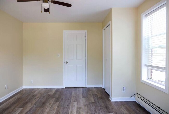 Foto del edificio - 837 N Broadway St