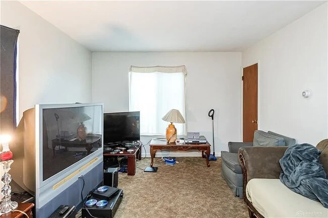 Foto del edificio - 1116 W Grand Ave