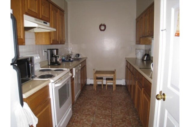 Foto del edificio - Redstone Apartments