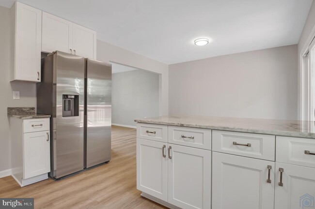 Foto del edificio - 2308 Wagon Wheel Ct