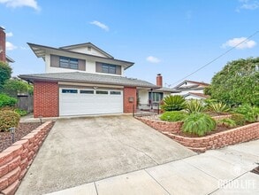 Building Photo - 4755 Cobb Dr