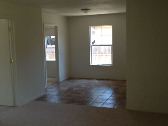Foto del edificio - 1687 E 6th St