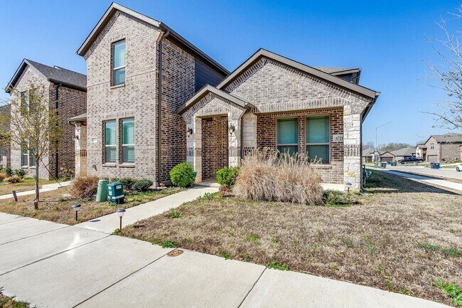 Photo - 6721 Farsight Dr House