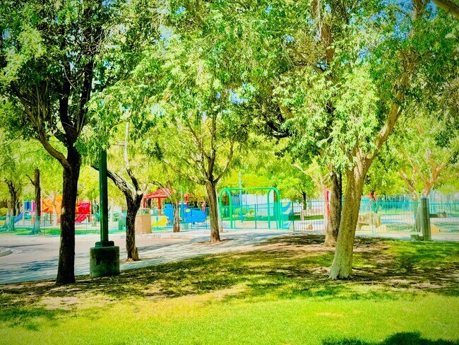 Foto del edificio - Amazing single-story Green Valley Ranch ho...