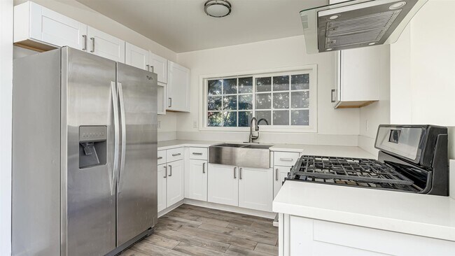 Foto del edificio - 3303 Cardiff Ave